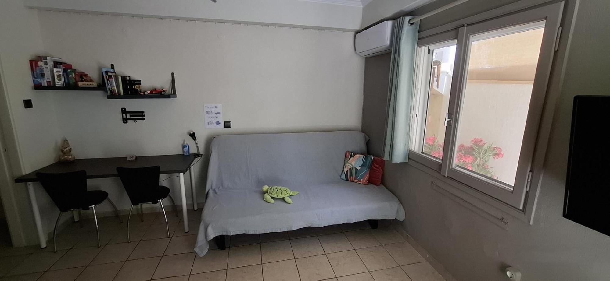 Honeybee4 - Cozy Studio Close To The Port, Airport & Athens 라피나 외부 사진