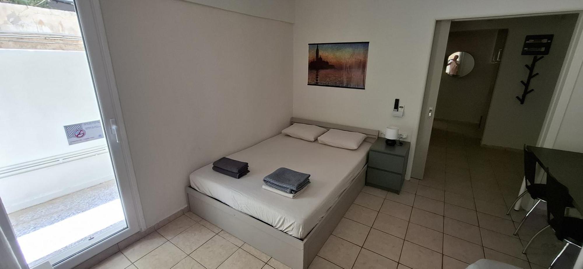 Honeybee4 - Cozy Studio Close To The Port, Airport & Athens 라피나 외부 사진
